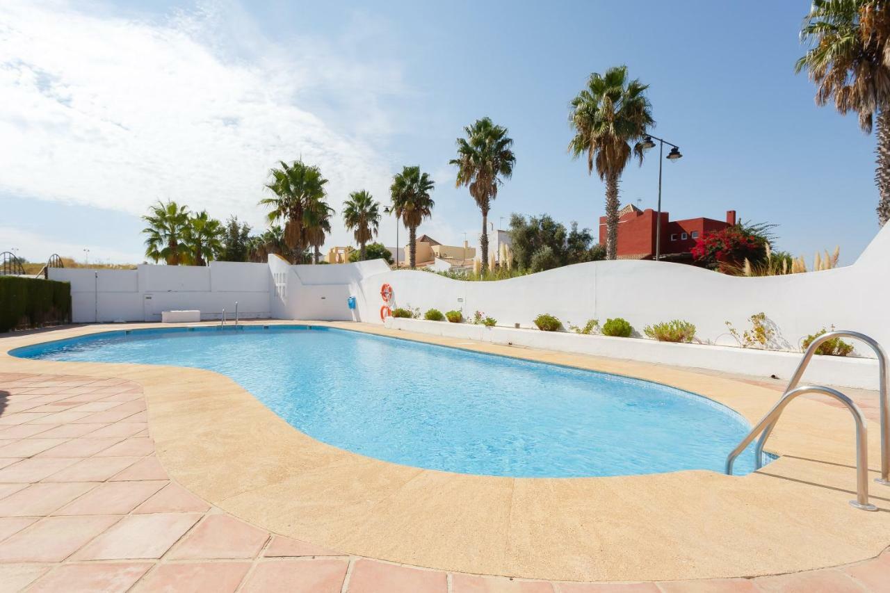 Bonito Apartamento En Campo De Golf Con Piscina Sanlucar de Barrameda Exterior photo